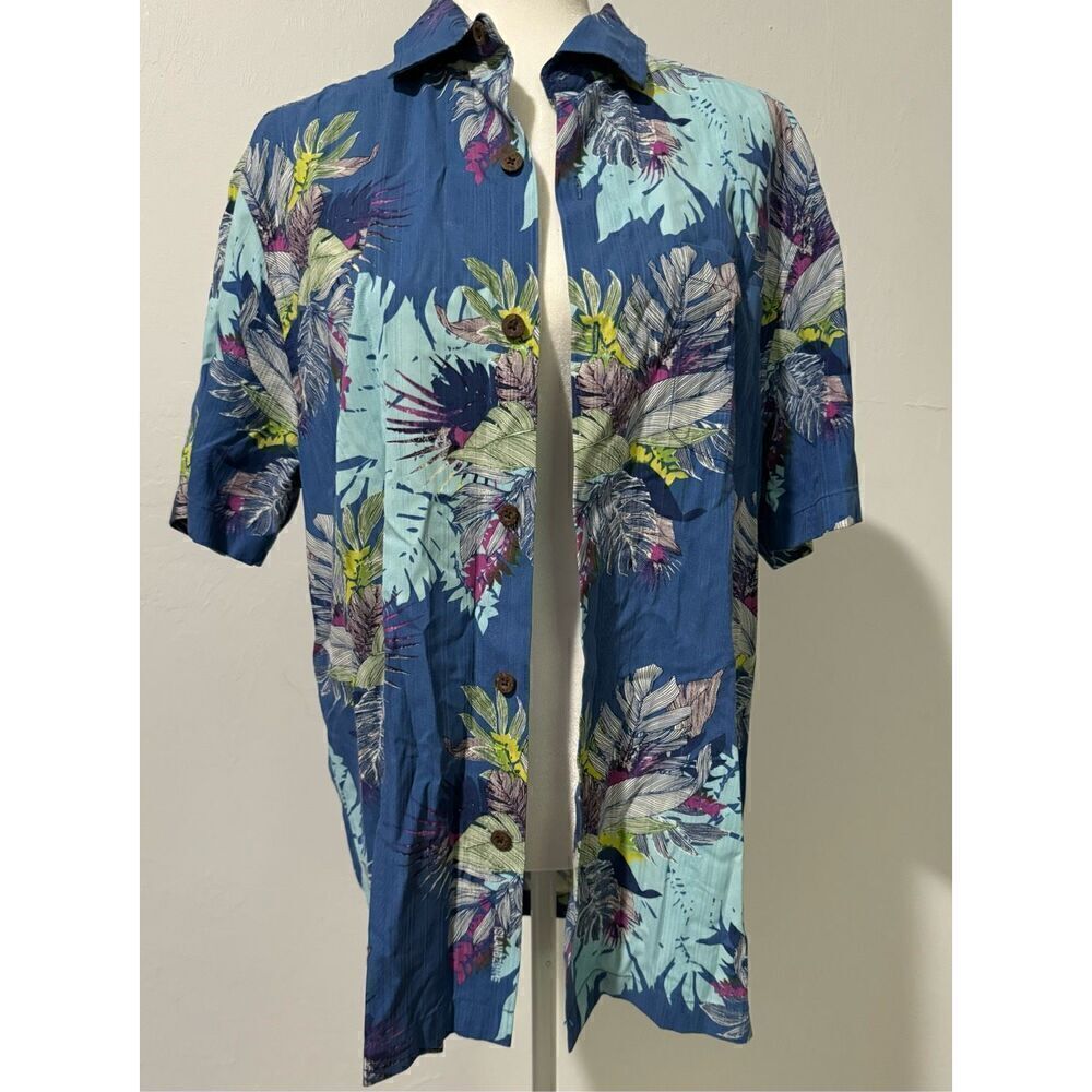 Tommy Bahama Island zone Hawaiian shirt button front silk polyester blend M
